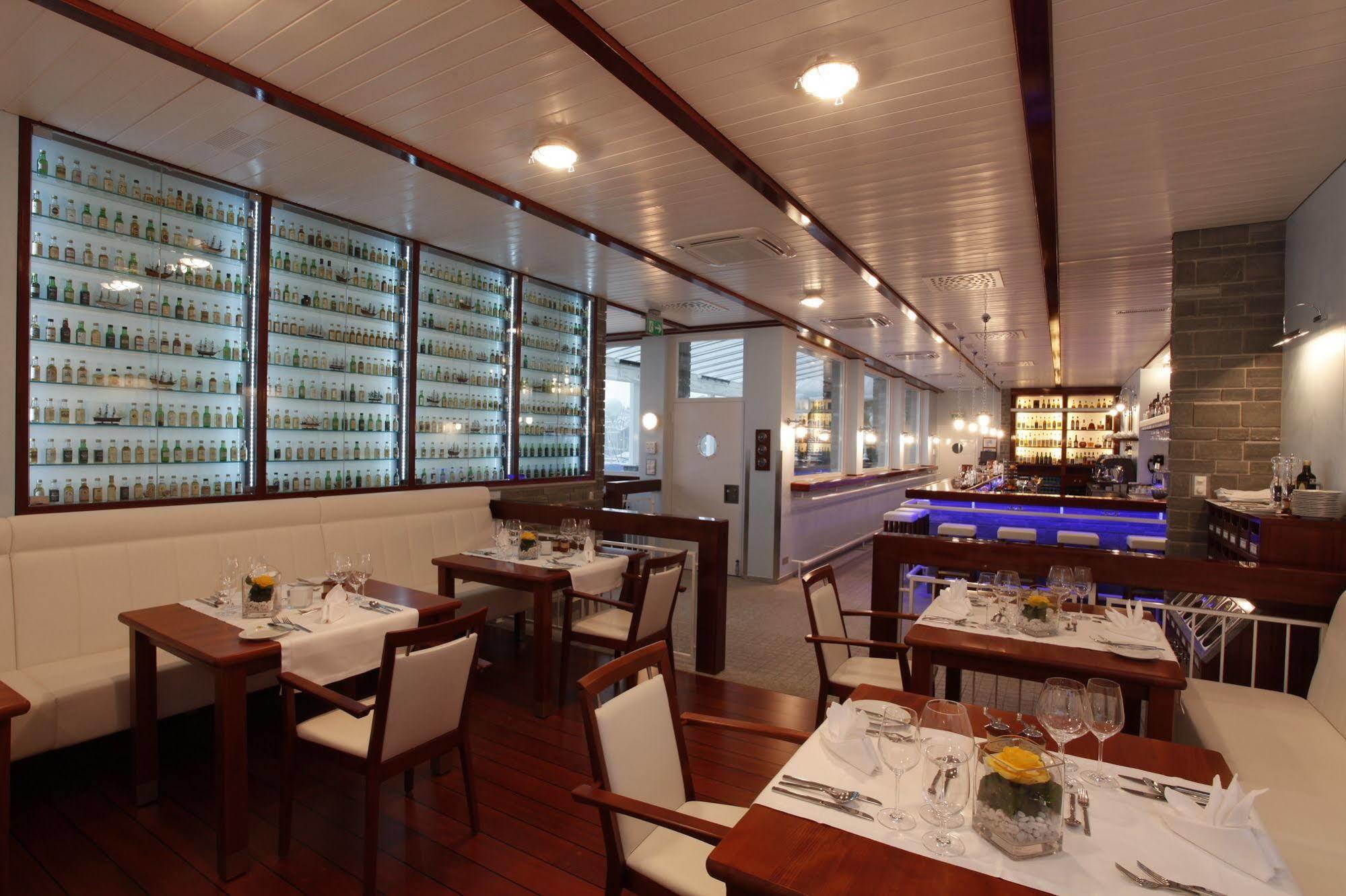 Holiday Hotel YACHTSPORT RESORT Brissago TI Exterior foto