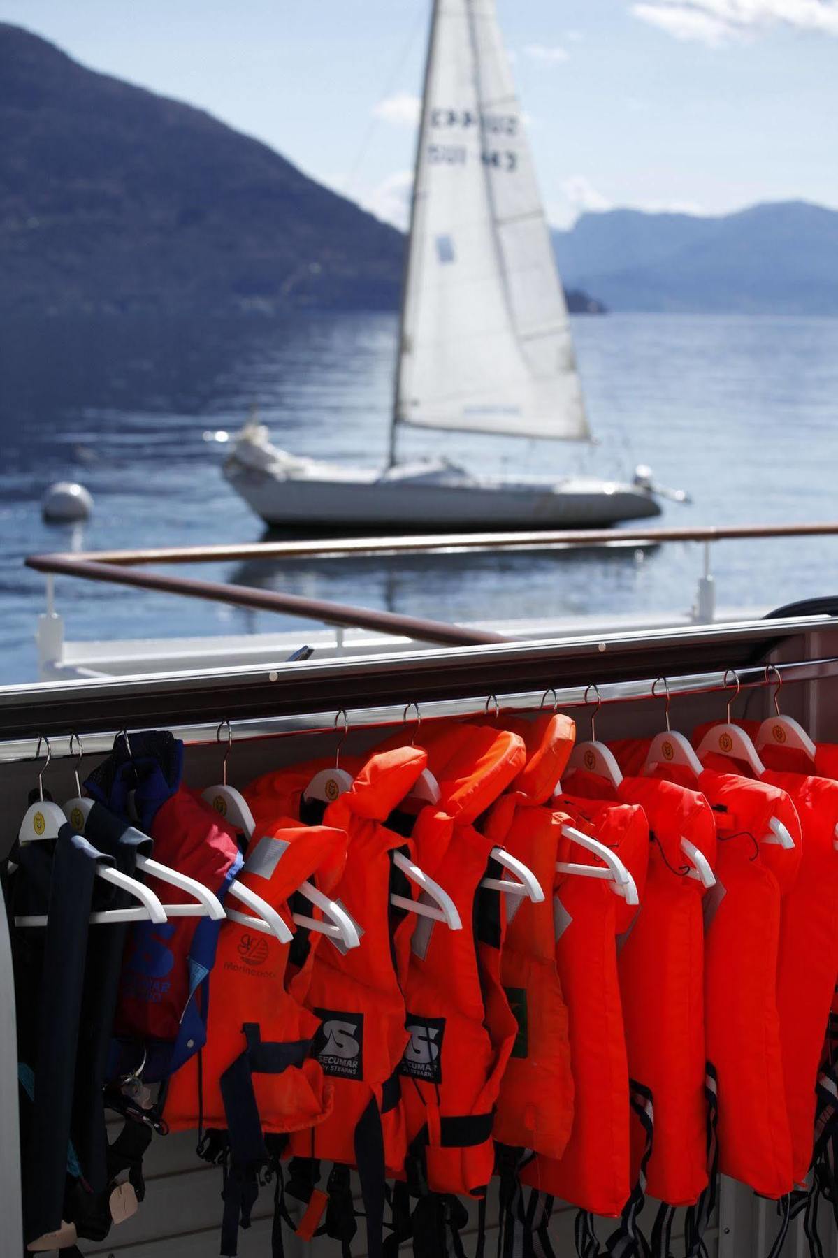 Holiday Hotel YACHTSPORT RESORT Brissago TI Exterior foto